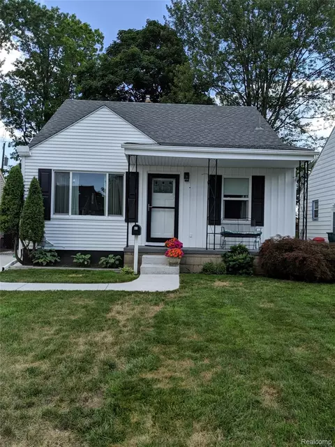 87 Highland Ave 87 Highland Ave, Clawson, MI 48017