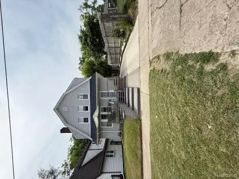 183 Pingree Ave, Pontiac, MI 48342