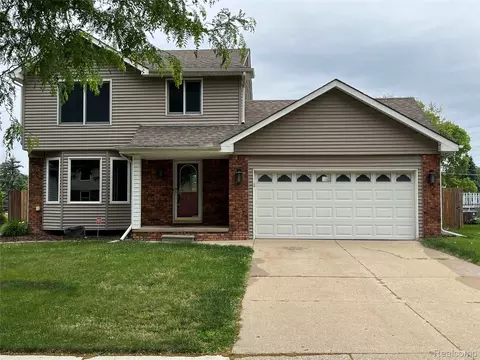 13241 Beresford Dr, Sterling Heights, MI 48313