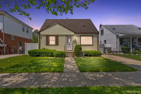 7445 Rockdale, Redford, MI 48239