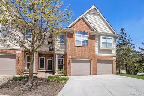 3203 Asher Rd, Ann Arbor, MI 48104