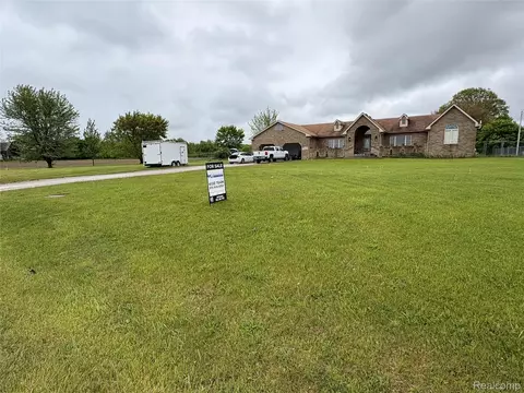 3351 Reid Rd, Mundy, MI 48473