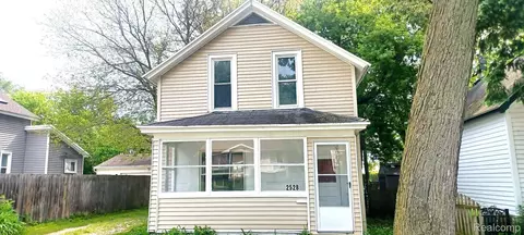 2528 Armour St, Port Huron, MI 48060