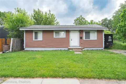 853 Melrose St, Pontiac, MI 48340