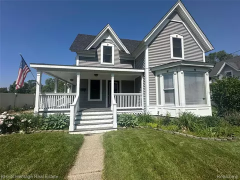 403 N Oak St, Durand, MI 48429