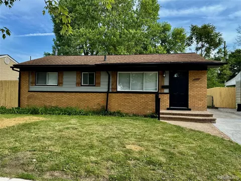 297 W Yale Ave, Pontiac, MI 48340