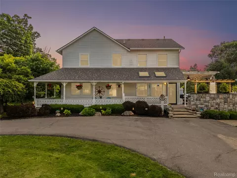 7739 Clyde Rd, Oceola, MI 48430