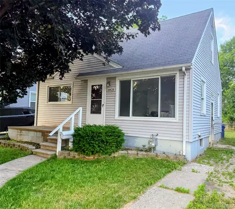 18828 Seminole, Redford, MI 48240