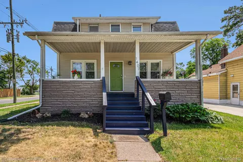 1407 W Marshall St, Ferndale, MI 48220