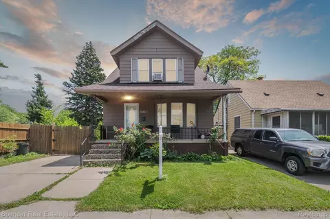17398 Hanna St, Melvindale, MI 48122