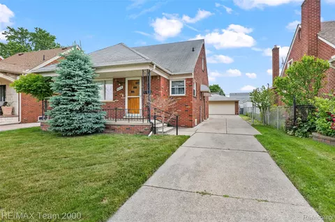 6514 Maple St, Dearborn, MI 48126