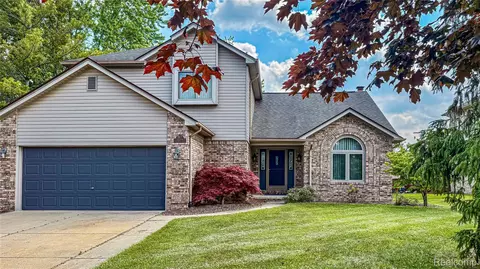 53208 Springhill Meadows Dr, Macomb, MI 48042