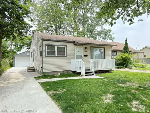 23074 Bolam Ave, Warren, MI 48089