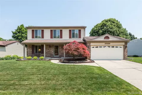 24320 Simmons Dr, Novi, MI 48374