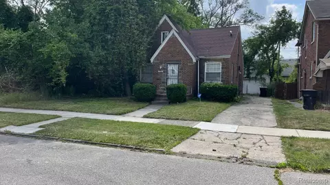15391 Griggs St, Detroit, MI 48238