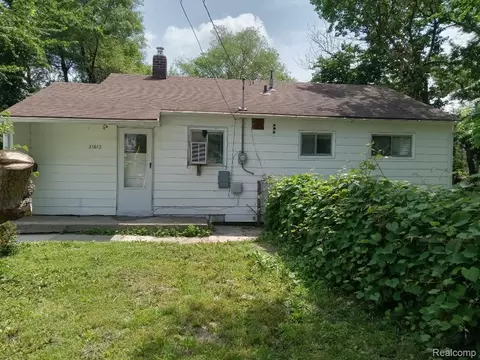 31612 Antrim Ct, Westland, MI 48186