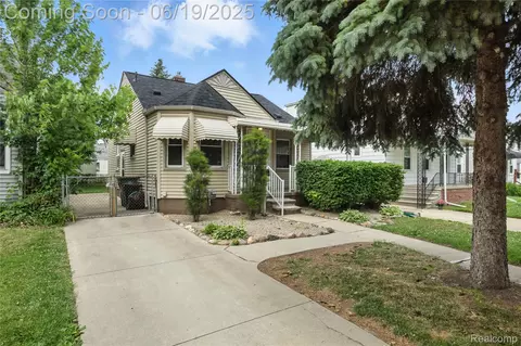 507 Spencer St, Ferndale, MI 48220