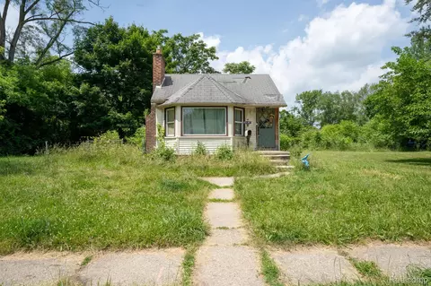 15361 Grayfield St, Detroit, MI 48223
