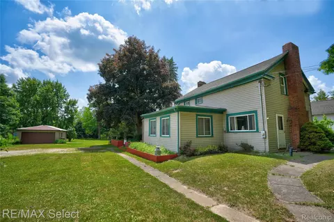 519 W Maple St, Burns, MI 48418