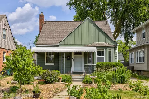 830 W Hazelhurst St, Ferndale, MI 48220