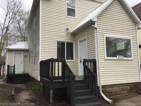 3909 Electric Ave, Port Huron, MI 48060