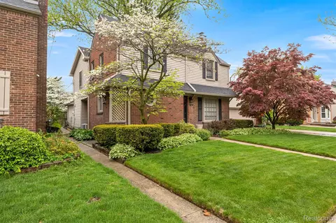 352 S York St, Dearborn, MI 48124