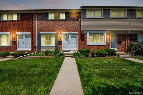 27582 Marcia Ave, Warren, MI 48093