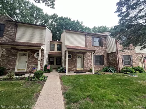 35754 Castlewood Ct, Westland, MI 48185