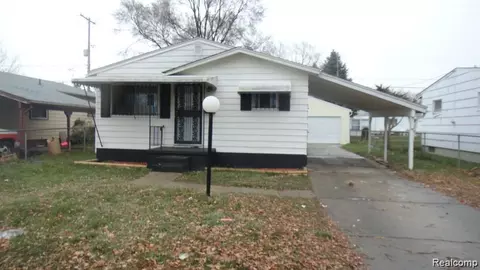1823 Gilmartin St, Flint, MI 48503
