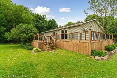 5380 Otter Lake Rd, Marathon, MI 48464
