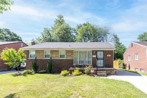 29541 Steinhauer St, Inkster, MI 48141
