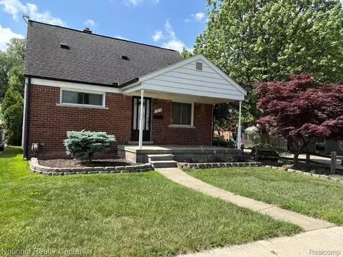 1618 E Lincoln Ave, Royal Oak, MI 48067
