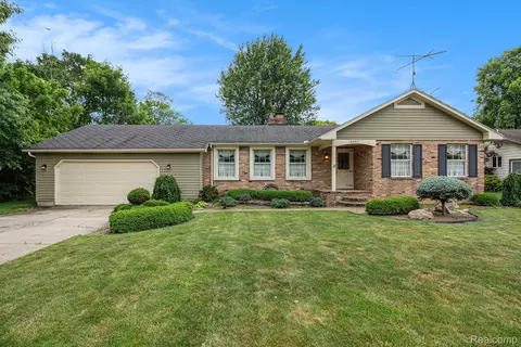 6392 Mckenzie Dr, Mundy, MI 48507