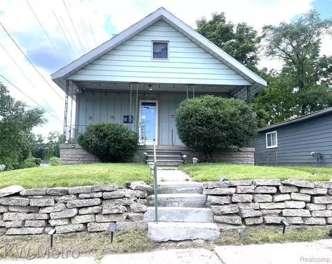 103 N Roselawn St, Pontiac, MI 48342