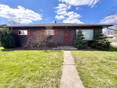 913 Cameron Ave, Pontiac, MI 48340