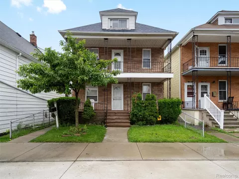 11727 Fleming St, Hamtramck, MI 48212