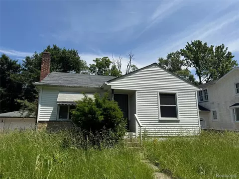 17370 Stout St, Detroit, MI 48219