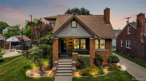 15552 Harrison Ave, Allen Park, MI 48101