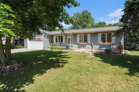 4788 Apache Trl, Oregon, MI 48421