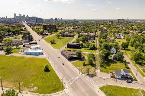 4337 Grand River Ave, Detroit, MI 48208