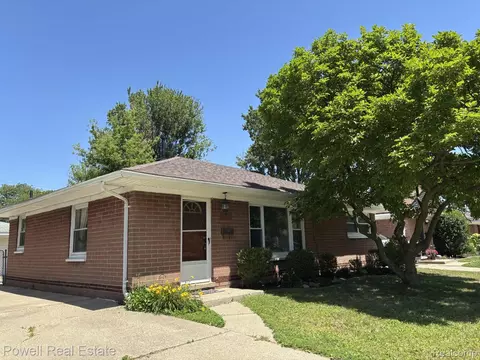 1157 E Dallas Ave, Madison Heights, MI 48071