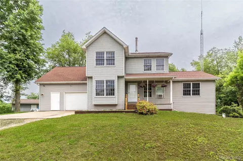 4898 Mount Morris Rd, Columbiaville, MI 48421