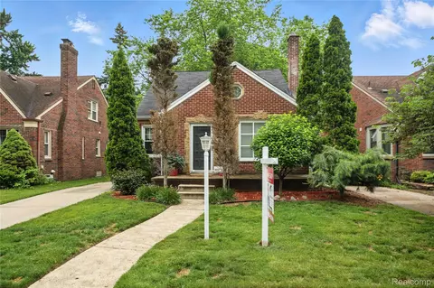 417 N Franklin St, Dearborn, MI 48128