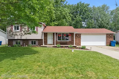 4438 Bridgeman Trl, Mundy, MI 48473