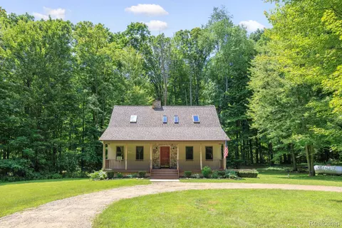 2931 N Lake Pleasant Rd, Arcadia, MI 48412