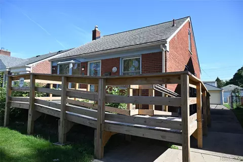 1431 Moran Ave, Lincoln Park, MI 48146