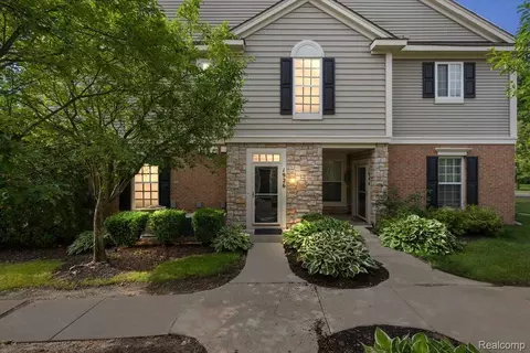 1926 Cedar Valley Dr, Canton, MI 48188
