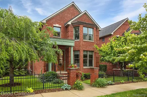 605 S Troy St, Royal Oak, MI 48067