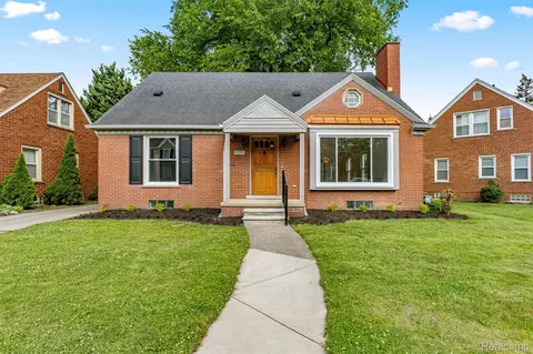 929 Meridan St, Dearborn, MI 48124