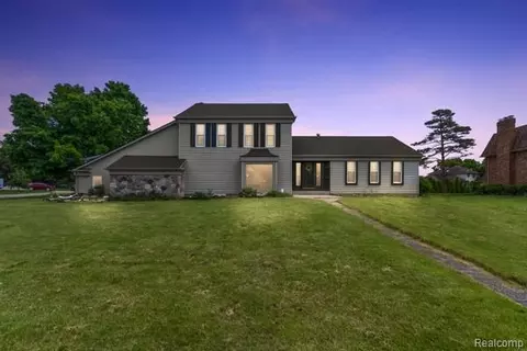9302 Claridge Dr, Davison, MI 48423